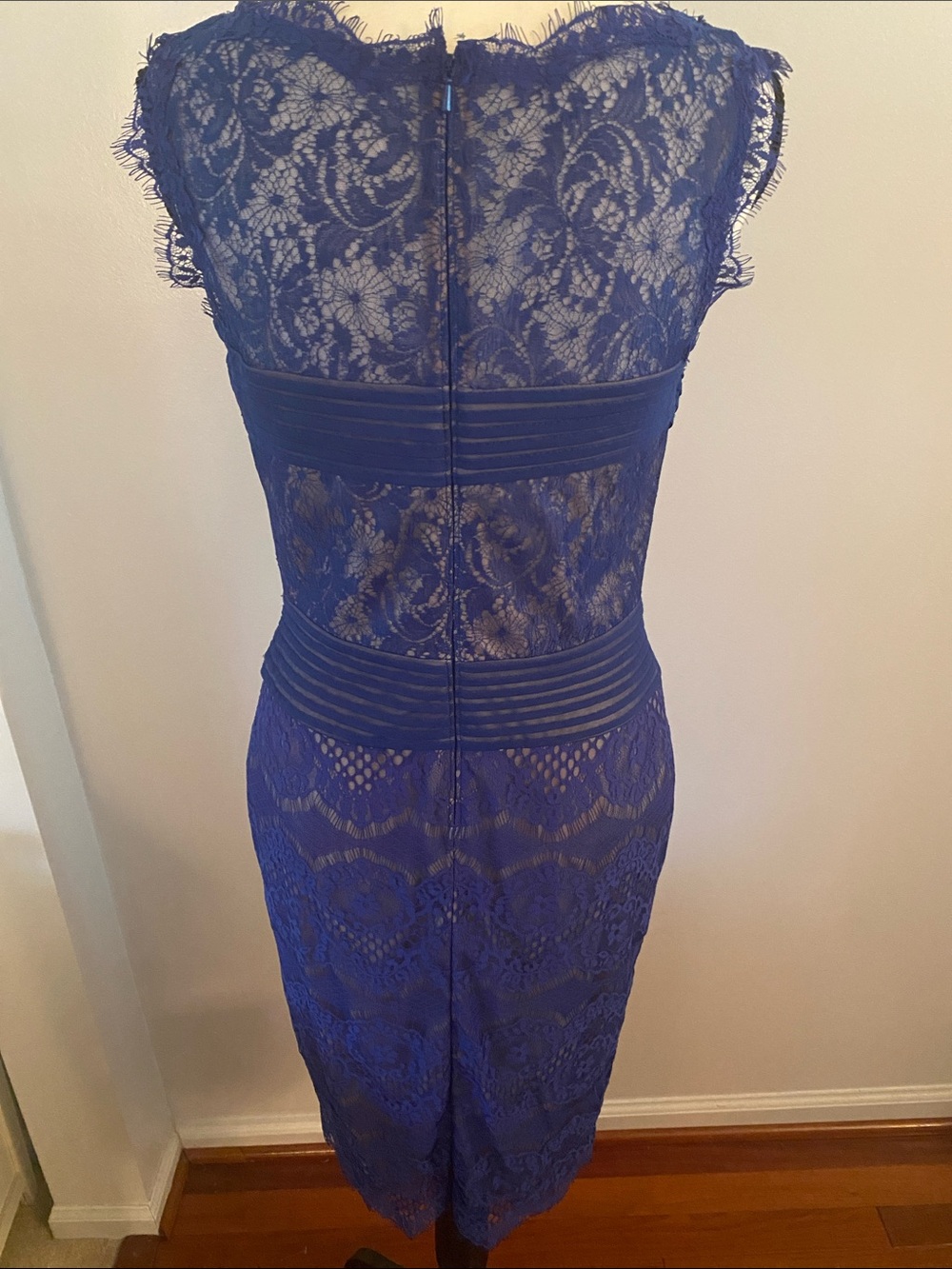 Tadashi Shoji size 6 PETITE cocktail dress - Picture 7 of 11